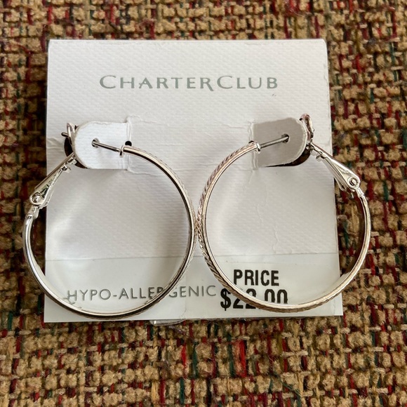 NWT Charter Club Silver Tone Medium Chevron Omega Hoop Earrings Hypoallergenic - Picture 1 of 6